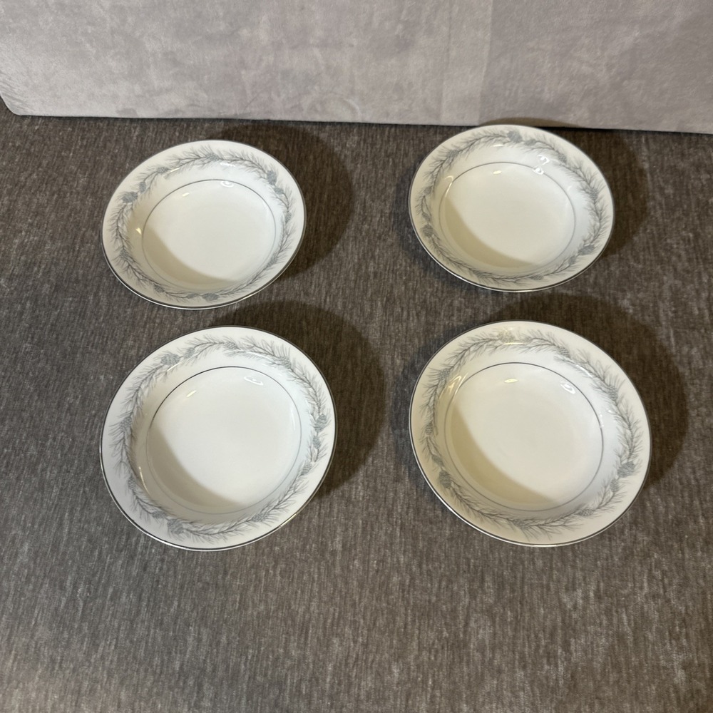 4 Vintage Style House‎ Fine China Duchess Berry/Dessert Bowls Porcelain Japan